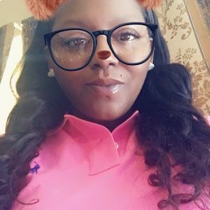 Meet your Posher, Crystal